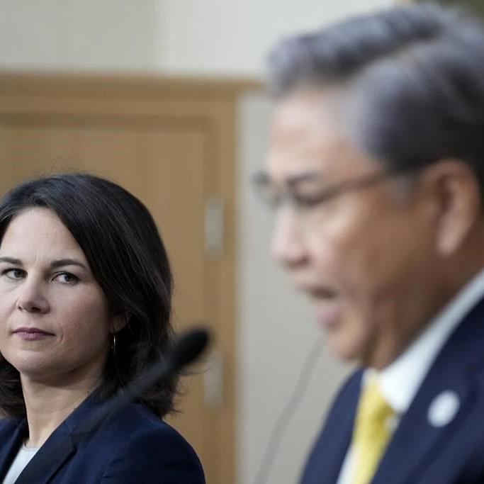 Diplomats gather in Japan at 'historic turning point'